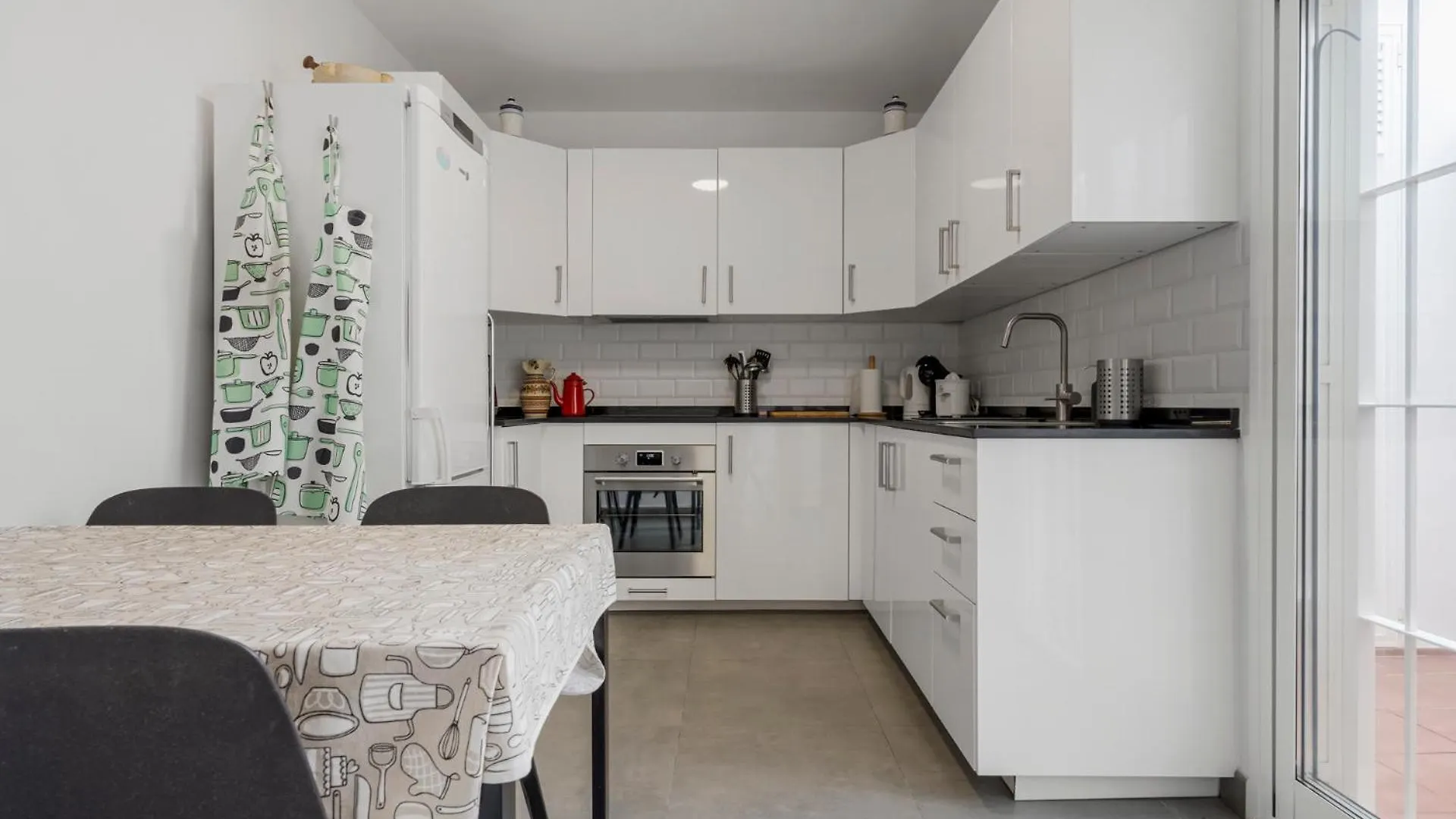 Charming 3 Bedroom House With 2 Terraces Malaga 0*,